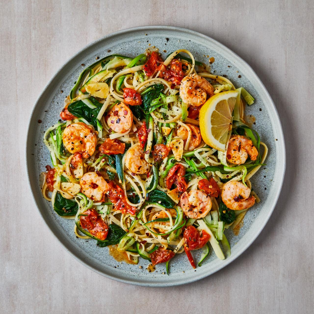 Lighter Garlic & Chilli Prawn Linguine | Gousto